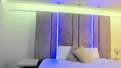     online show from February 14, 9:24 am