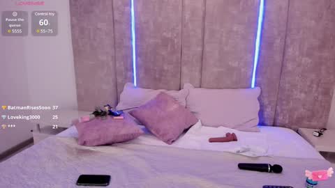     online show from March 8, 1:57 pm