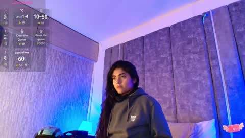     online show from December 20, 10:55 am