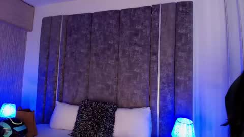 Snapshot of giselamaru chatting on February 7, 12:09 pm online show from February 7, 12:09 pm