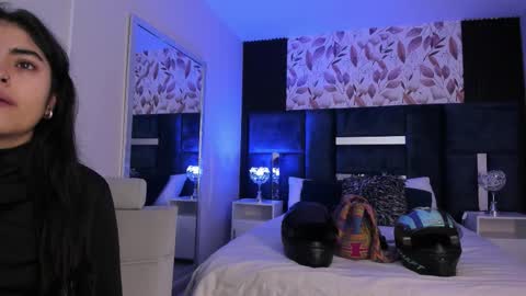 Snapshot of giselamaru chatting on March 2, 10:55 am online show from March 2, 10:55 am