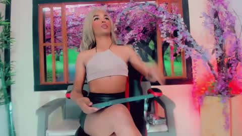 Gisel online show from January 4, 7:44 pm