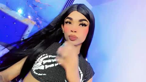 Snapshot of gisele_fox chatting on April 18, 12:03 am Gisel online show from April 18, 12:03 am