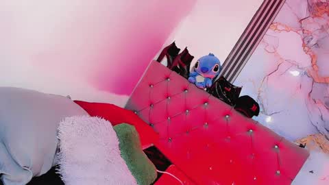 Snapshot of gisele_fox chatting on May 16, 7:34 pm Gisel online show from May 16, 7:34 pm