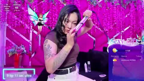 Snapshot of gisell_squirt chatting on April 9, 12:54 pm gisell_squirt online show from April 9, 12:54 pm