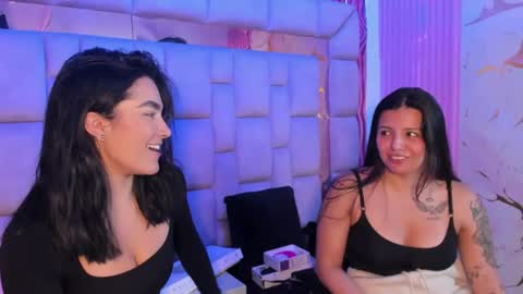 Snapshot of gisell_squirt chatting on July 4, 1:28 pm gisell_squirt online show from July 4, 1:28 pm