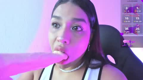 Snapshot of giselle_upp chatting on September 11, 1:28 am Giselle online show from September 11, 1:28 am