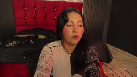 gisellholden_ online show from November 23, 9:25 pm