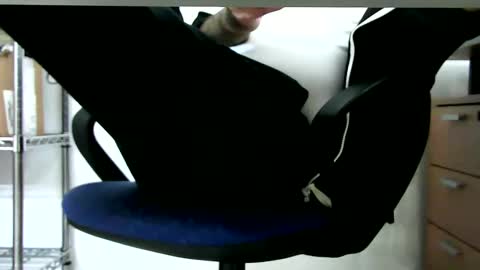 Snapshot of gitano691 chatting on December 27, 10:23 am gitano691 online show from December 27, 10:23 am
