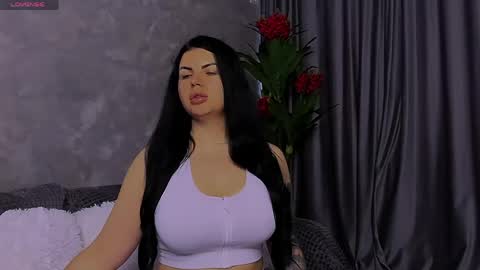 Giulia online show from May 12, 3:47 am