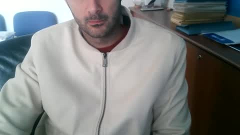 giuseppevai1 online show from December 4, 10:02 am