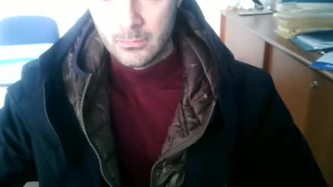 Snapshot of giuseppevai1 chatting on February 7, 9:35 am giuseppevai1 online show from February 7, 9:35 am