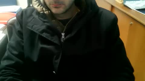 Snapshot of giuseppevai1 chatting on February 17, 6:58 pm giuseppevai1 online show from February 17, 6:58 pm