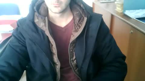 Snapshot of giuseppevai1 chatting on February 18, 10:11 am giuseppevai1 online show from February 18, 10:11 am