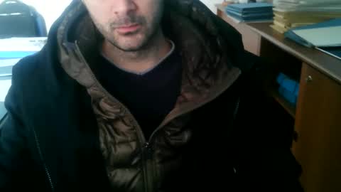 Snapshot of giuseppevai1 chatting on February 20, 10:49 am giuseppevai1 online show from February 20, 10:49 am