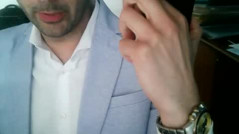 giuseppevai1 online show from March 5, 3:30 pm