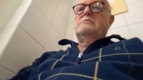 giutomma930394 online show from March 16, 10:41 am