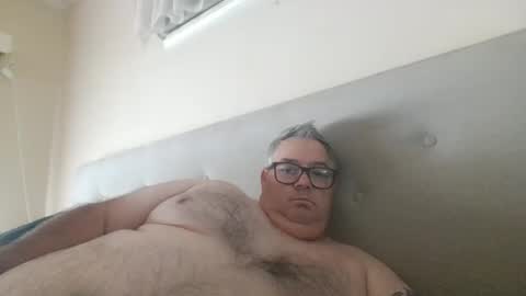 bi Gixxer online show from April 27, 10:30 pm