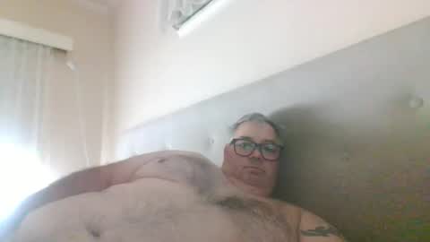 Snapshot of gixxer06 chatting on May 3, 10:49 pm bi Gixxer online show from May 3, 10:49 pm