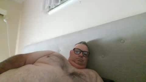 Snapshot of gixxer06 chatting on May 7, 10:48 pm bi Gixxer online show from May 7, 10:48 pm