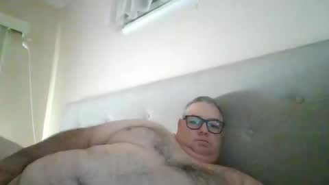 Snapshot of gixxer06 chatting on June 5, 10:37 pm bi Gixxer online show from June 5, 10:37 pm