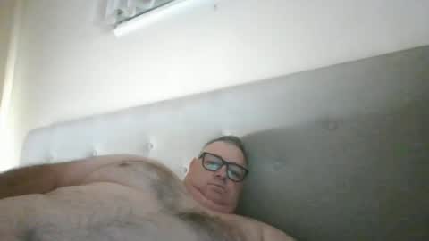 Snapshot of gixxer06 chatting on June 6, 10:36 pm bi Gixxer online show from June 6, 10:36 pm