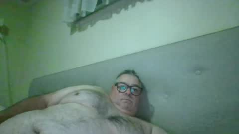 Snapshot of gixxer06 chatting on June 30, 6:47 am bi Gixxer online show from June 30, 6:47 am