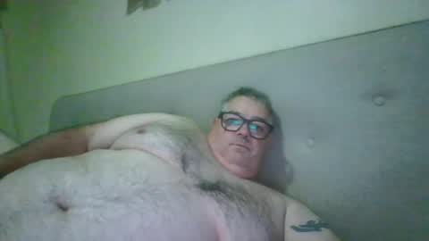 Snapshot of gixxer06 chatting on July 12, 6:59 am bi Gixxer online show from July 12, 6:59 am