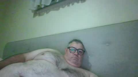 Snapshot of gixxer06 chatting on July 29, 7:39 am bi Gixxer online show from July 29, 7:39 am