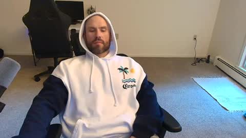 Snapshot of gixxer_750 chatting on June 23, 12:41 am gixxer_750 online show from June 23, 12:41 am