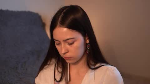 Agness online show from December 22, 1:19 pm