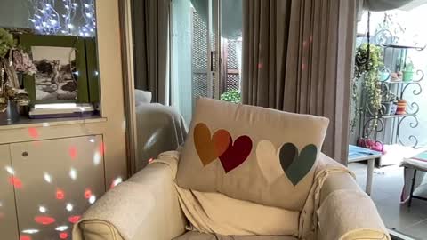 Gl1tter Barbie online show from January 31, 3:00 pm