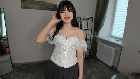 Snapshot of glad2be_yours chatting on November 21, 9:19 am Shine online show from November 21, 9:19 am