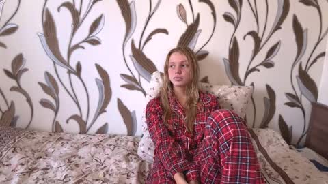 Snapshot of gladisstipes chatting on March 14, 10:10 am Hello My name is Ashley online show from March 14, 10:10 am