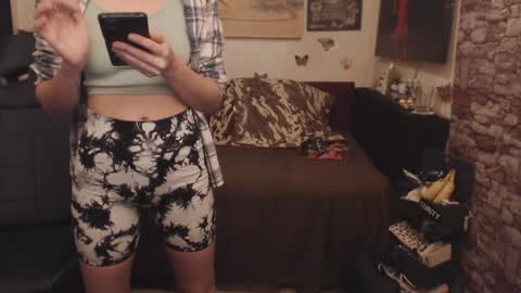 Glamourhottie online show from December 27, 8:24 am