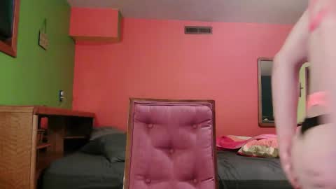 glam trans goddess online show from October 26, 2:12 pm