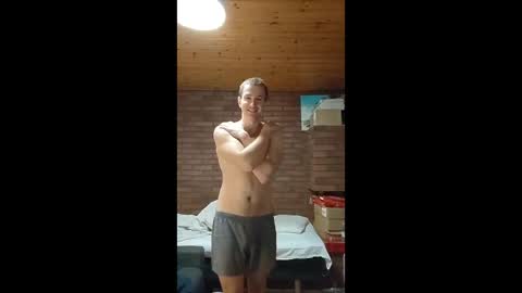 Snapshot of glebc chatting on February 16, 10:06 pm glebc online show from February 16, 10:06 pm