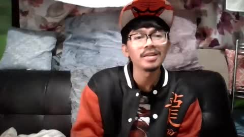 Snapshot of glennbunnylovedaddy69 chatting on September 9, 12:26 pm glennbunnylovedaddy69 online show from September 9, 12:26 pm