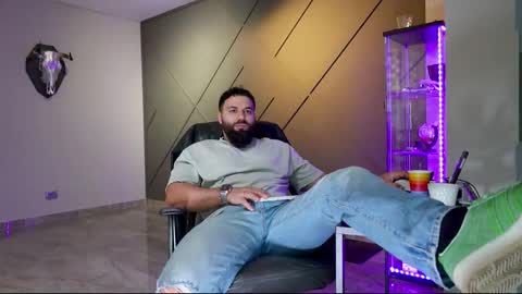 Matthew .. for short call me Matt online show from March 11, 6:00 am