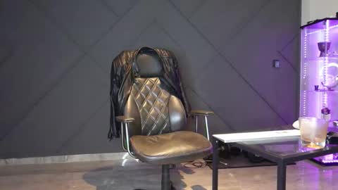 Matthew .. for short call me Matt online show from March 26, 8:14 pm