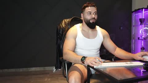 Matthew .. for short call me Matt online show from March 28, 9:03 pm