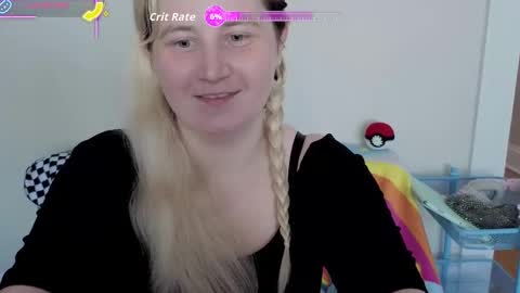 Glitch online show from September 18, 3:25 pm