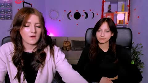 Snapshot of gloria_flower_ chatting on February 19, 9:00 pm gloria_flower_ online show from February 19, 9:00 pm