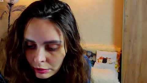 Gloria Wood online show from October 12, 6:07 pm