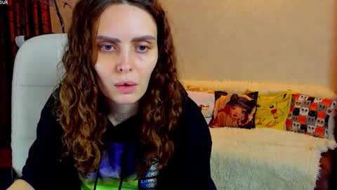 Gloria Wood online show from November 30, 6:23 pm