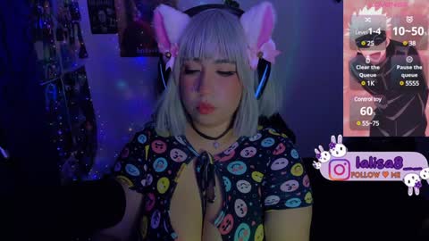 Snapshot of gloriette__ chatting on January 11, 11:12 am LALISA online show from January 11, 11:12 am