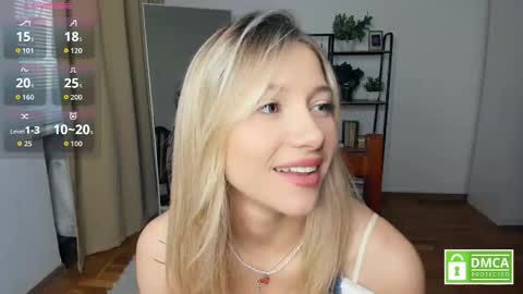 Snapshot of glossybabe_ chatting on October 19, 7:09 am Cherry online show from October 19, 7:09 am