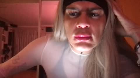 Glow Goddess online show from January 12, 2:11 pm