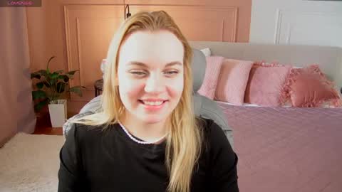 Margo online show from April 14, 1:33 am