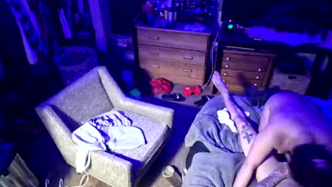 Snapshot of gnasty83 chatting on February 11, 5:16 am gnasty83 online show from February 11, 5:16 am